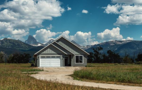 Rancheros Loop Rental With Teton Views
